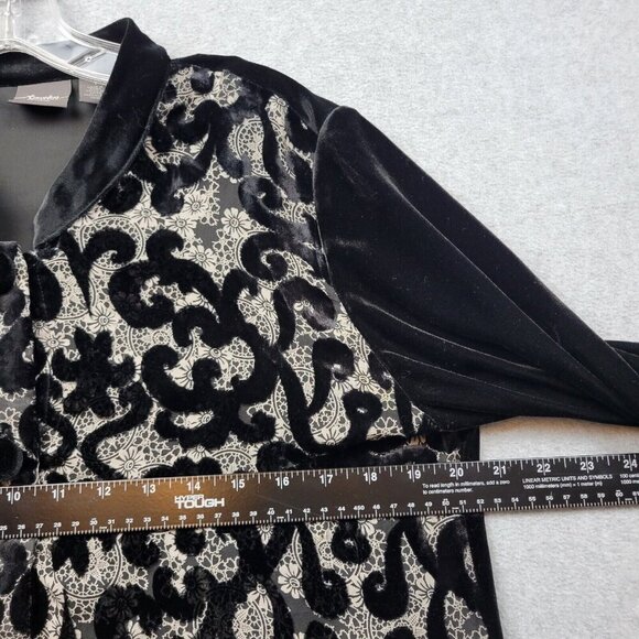 Chicos Travelers Womens Medium 1 Black Button-Front Tunic Velvet Jacket Stretch - Picture 10 of 11